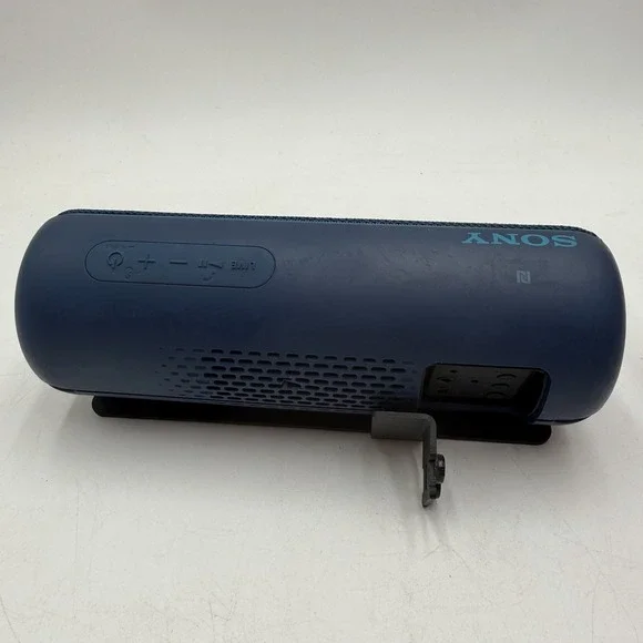 Sony SRS-XB22 Wireless Portable Speaker Extra Bass Waterproof Blue With Aux - Picture 3 of 6